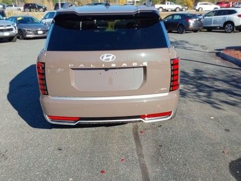 New 2026 Hyundai Palisade Calligraphy AWD/4WD image 4