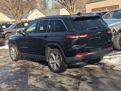 Certified 2022 Jeep Grand Cherokee Limited image 5