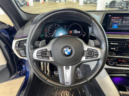 Used 2019 BMW 540i image 21