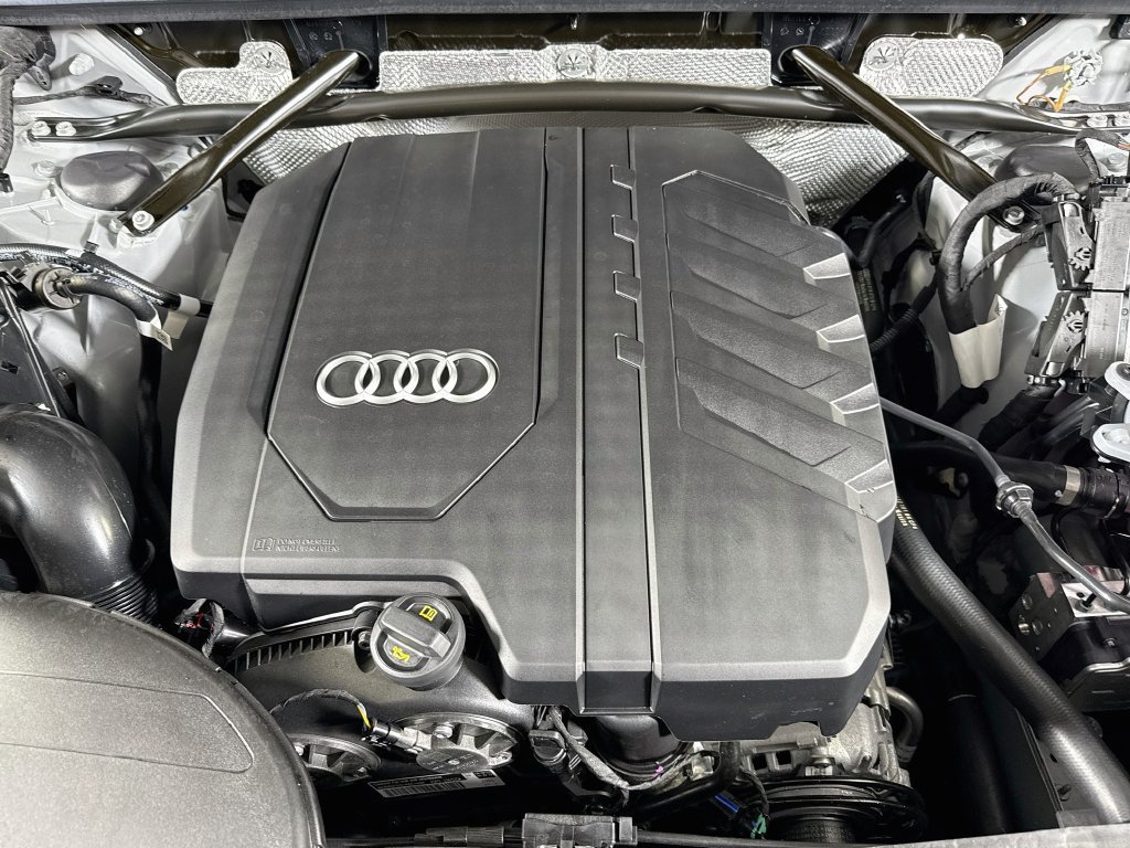 Used 2024 Audi Q5 2.0T Premium Plus AWD/4WD image 23