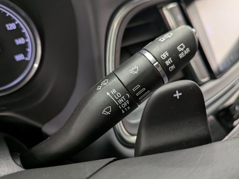 Used 2023 Buick Enclave Essence w/ Experience Buick Package image 17