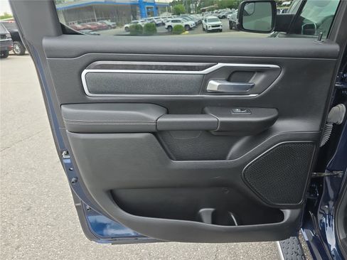 Used 2022 RAM 1500 Big Horn AWD/4WD image 13