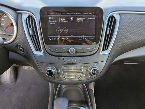 Certified 2024 Chevrolet Malibu LT image 19