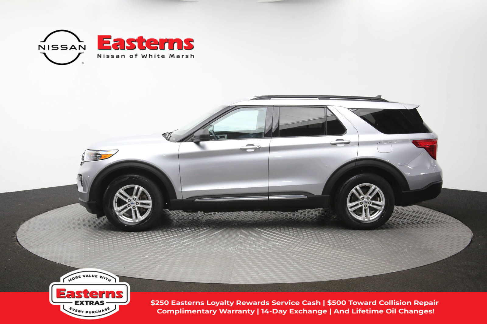 Used 2023 Ford Explorer XLT RWD image 54