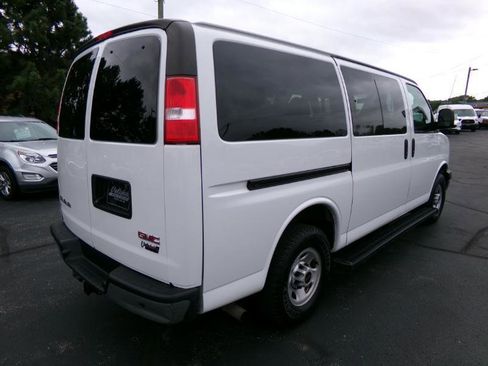 Used 2019 GMC Savana 3500 LS w/ Cold Climate Package RWD image 3