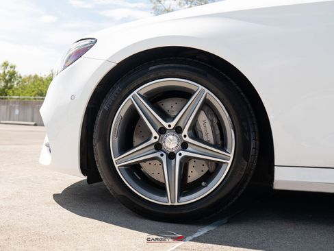 Used 2017 Mercedes-Benz E 300 image 10