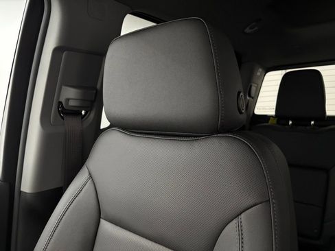 New 2026 GMC Sierra 1500 SLT w/ SLT Premium Plus Package image 44