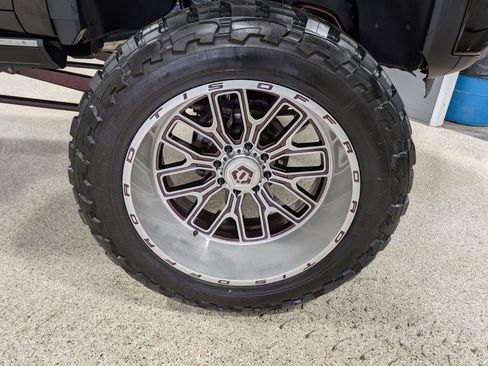 Used 2024 GMC Sierra 2500 Denali Ultimate AWD/4WD image 15