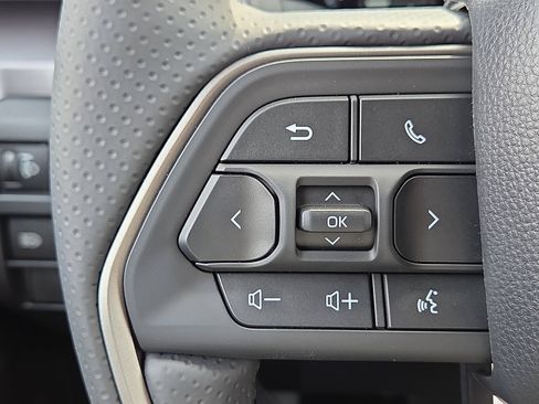 New 2026 Toyota 4Runner TRD Off-Road AWD/4WD image 12