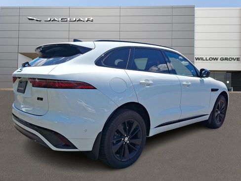 Used 2026 Jaguar F-PACE R-Dynamic S AWD/4WD image 2