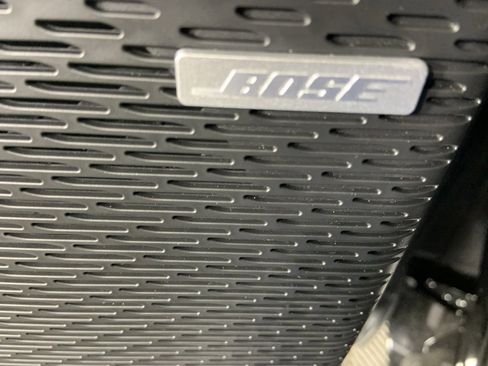 Used 2026 GMC Acadia Denali w/ Super Cruise Package image 29