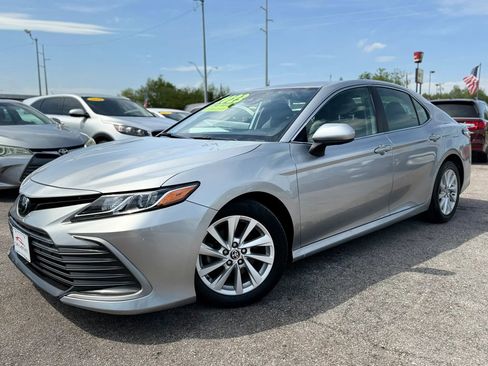 Used 2023 Toyota Camry LE FWD image 7
