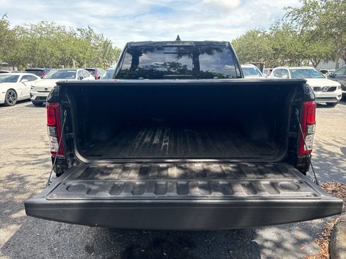 Used 2020 RAM 1500 Big Horn AWD/4WD image 5