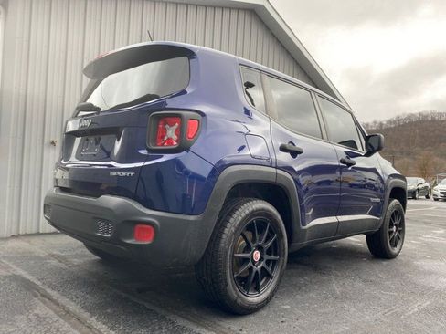 Used 2016 Jeep Renegade Sport w/ Power & Air Group image 8