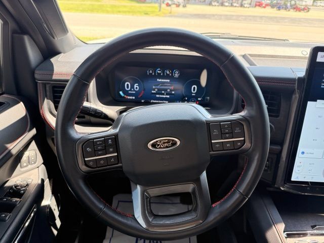 Used 2024 Ford Expedition Limited AWD/4WD image 25