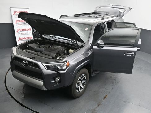 Used 2019 Toyota 4Runner TRD Off-Road Premium image 39