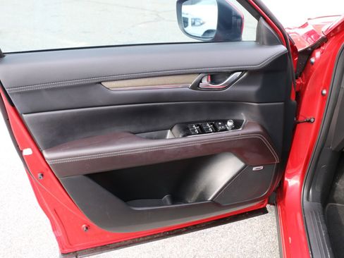 Used 2025 MAZDA CX-5 Signature image 16