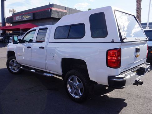 Used 2015 Chevrolet Silverado 2500 LT w/ LT Convenience Package RWD image 4