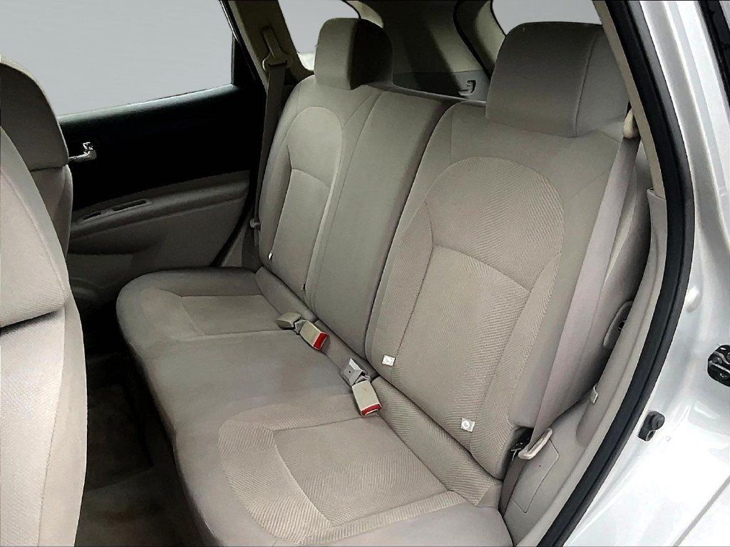 Used 2014 Nissan Rogue S w/ Convenience Package FWD image 24