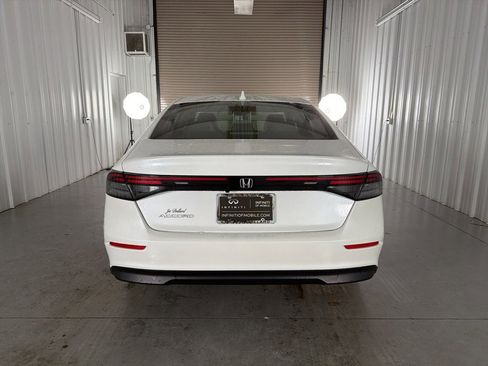 Used 2023 Honda Accord EX image 6