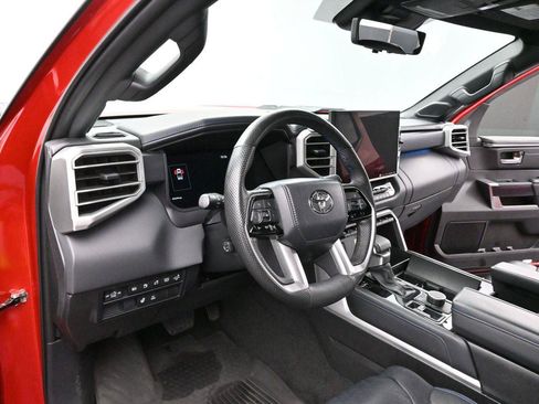 Used 2024 Toyota Tundra Platinum AWD/4WD image 13
