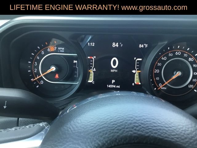Used 2026 Jeep Wrangler Unlimited Sahara AWD/4WD image 25