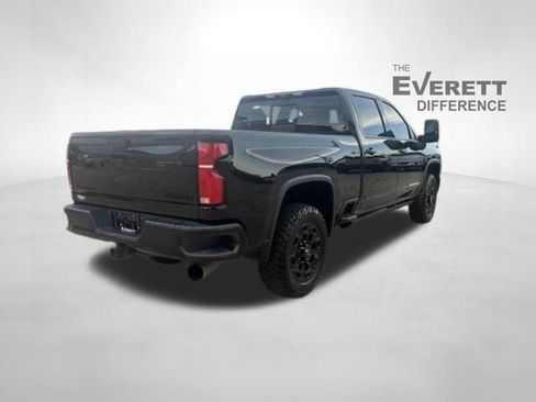 Used 2024 Chevrolet Silverado 2500 High Country w/ High Country Premium Package AWD/4WD image 7