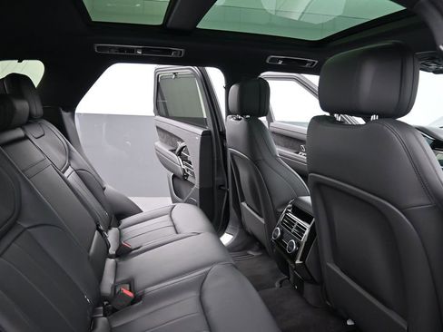 New 2026 Land Rover Range Rover Sport Dynamic SE AWD/4WD image 13