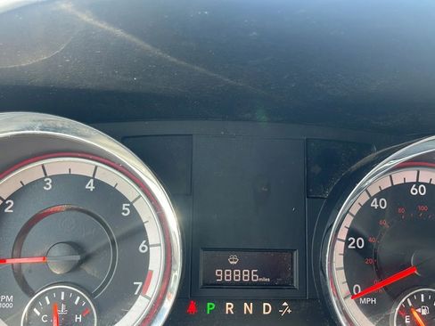 Used 2020 Dodge Grand Caravan SXT image 22