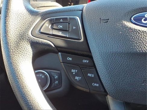 Used 2018 Ford Escape SE image 13