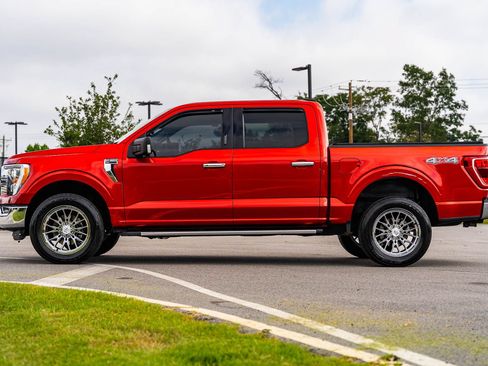 Used 2023 Ford F150 XLT w/ Equipment Group 302A High AWD/4WD image 4