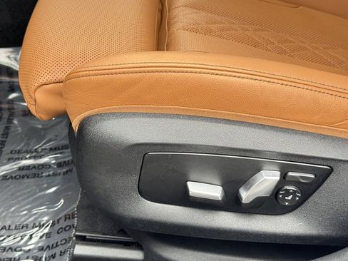 Certified 2023 BMW 530e xDrive w/ Premium Package image 19