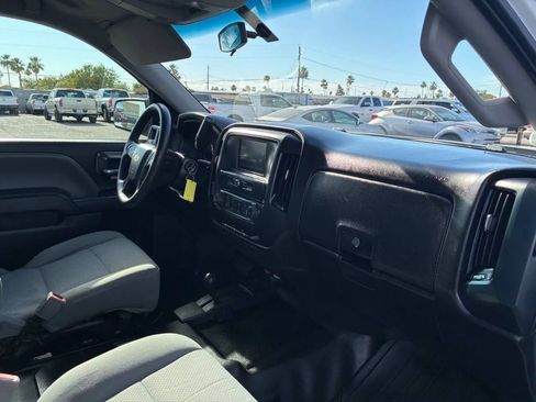 Used 2018 Chevrolet Silverado 1500 W/T w/ Special Service Package AWD/4WD image 22
