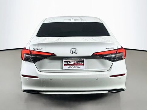 Used 2024 Honda Civic Touring image 6