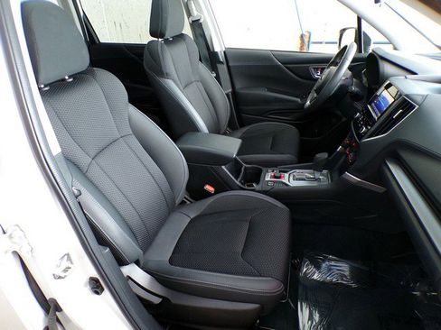 Used 2023 Subaru Forester Premium image 15