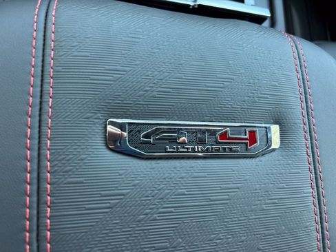 New 2026 GMC Yukon XL AT4 Ultimate w/ LPO, Illumination Package AWD/4WD image 47