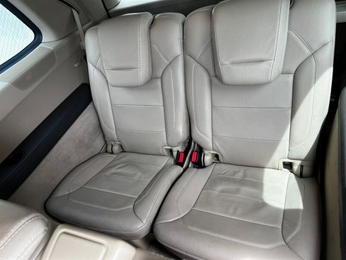 Used 2015 Mercedes-Benz GL 450 4MATIC image 27