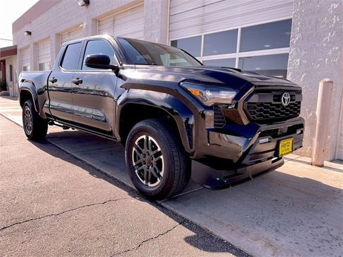 Used 2024 Toyota Tacoma TRD Sport image 10