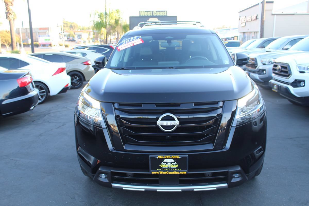 Used 2022 Nissan Pathfinder SL w/ SL Premium Package FWD image 3