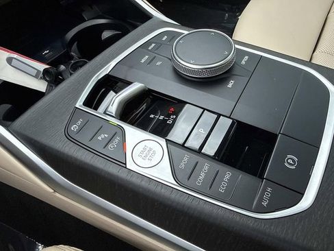 Used 2023 BMW 330i Sedan w/ Premium Package RWD image 25