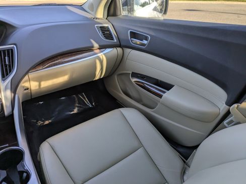 Used 2019 Acura TLX V6 image 16