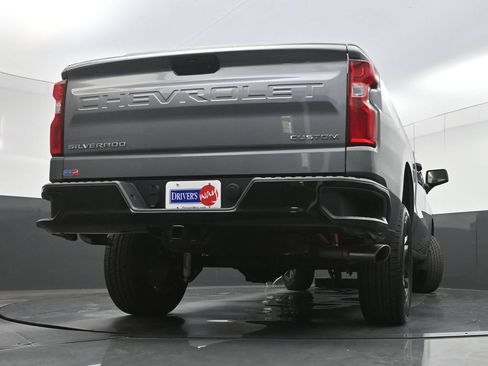Used 2021 Chevrolet Silverado 1500 Custom Trail Boss AWD/4WD image 24