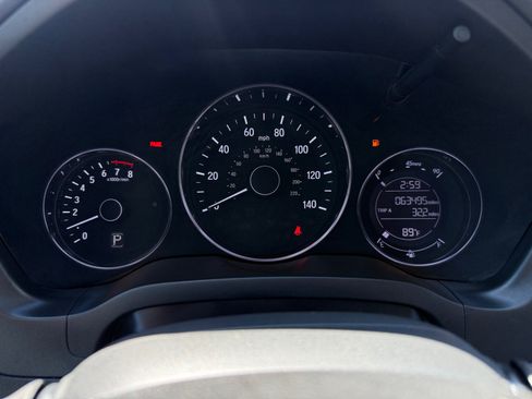 Used 2018 Honda HR-V LX image 11