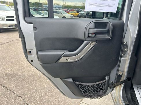 Used 2013 Jeep Wrangler Unlimited Sport AWD/4WD image 13