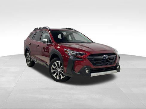 Used 2025 Subaru Outback Touring w/ Popular Package #2 AWD/4WD image 1