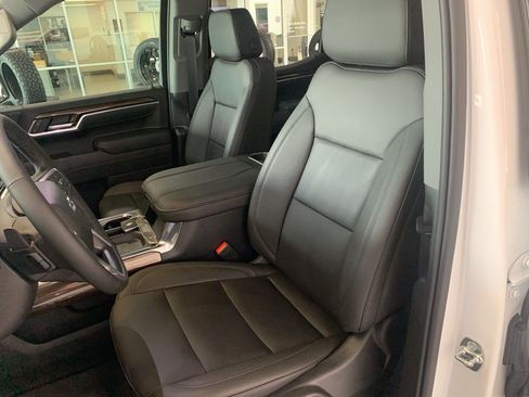 New 2026 Chevrolet Silverado 1500 RST w/ Convenience Package II AWD/4WD image 11