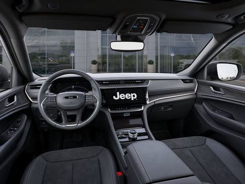 New 2026 Jeep Grand Cherokee Altitude image 14
