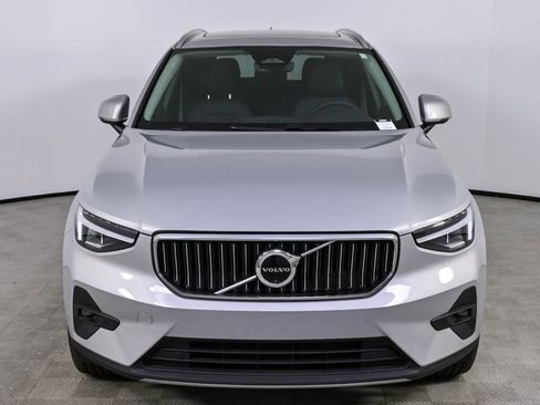 Certified 2025 Volvo XC40 B5 Plus image 33