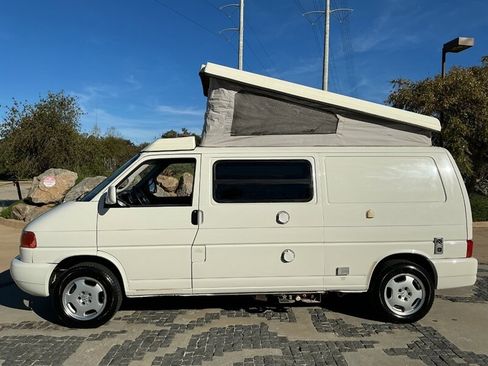 Used 2002 Volkswagen Eurovan MV image 6