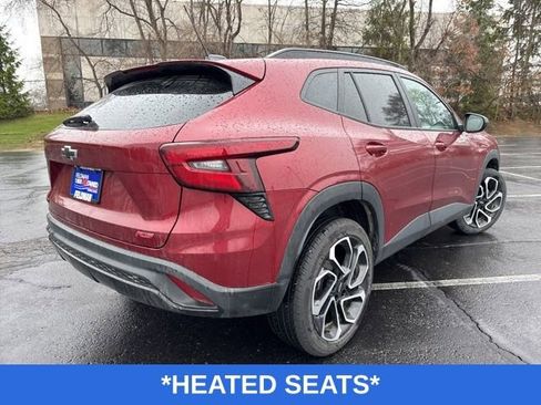 Used 2024 Chevrolet Trax RS w/ Driver Confidence Package image 4